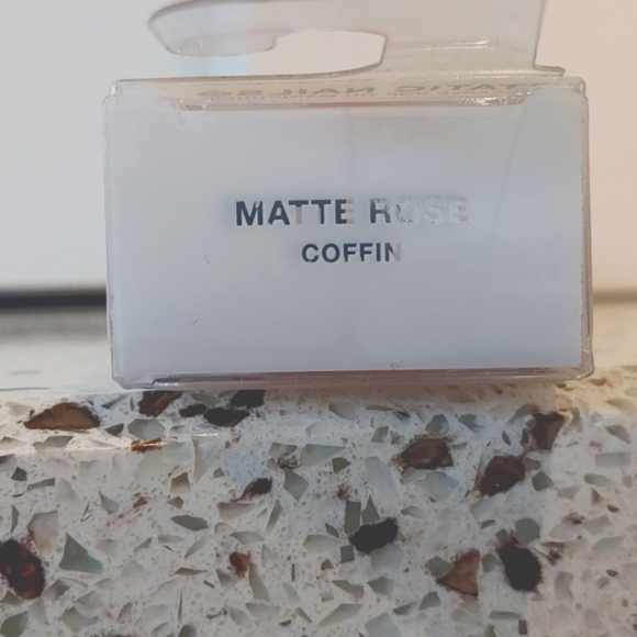 Static Press-On Nails Matte Rose BNIB - still factory sealed! - Picture 4 of 4
